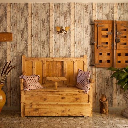 Apartamentos Rurales La Posada De Donato Nuévalos Exteriör bild