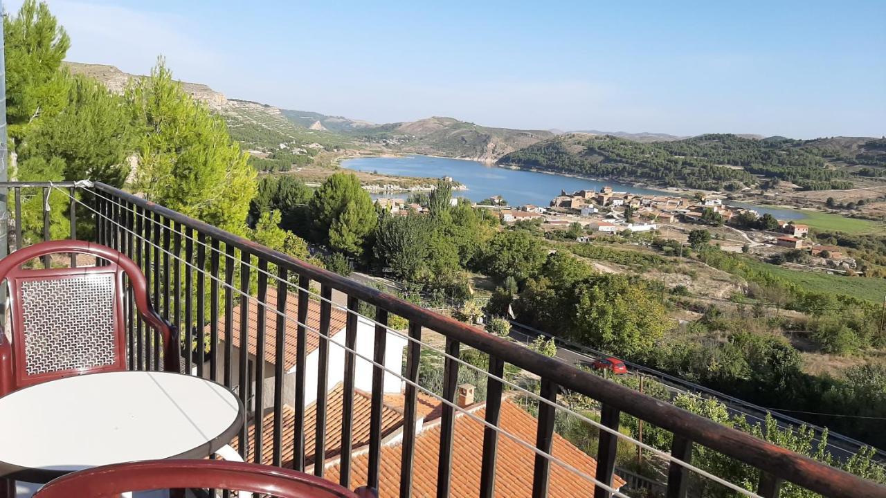 Apartamentos Rurales La Posada De Donato Nuévalos Exteriör bild