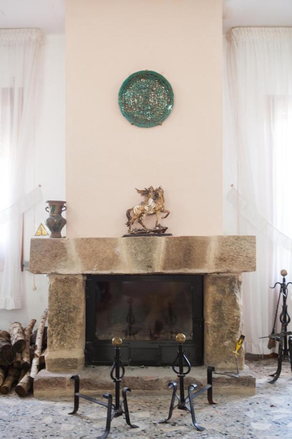 Apartamentos Rurales La Posada De Donato Nuévalos Exteriör bild